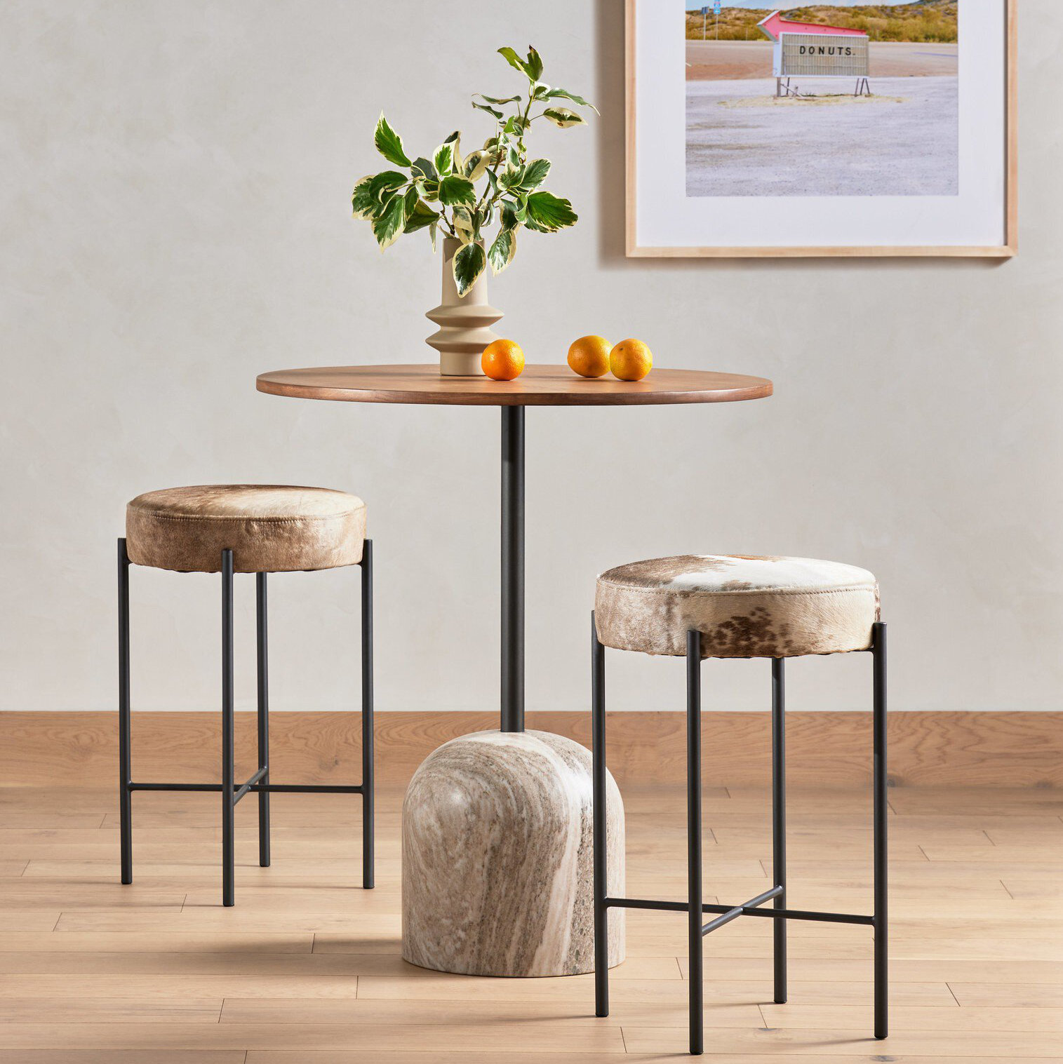 Idette 32'' Round Dining Table, 36" H x 32" W x 32" D
