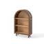 Petite bibliothèque arquée, armoire de rangement arquée, bibliothèque moderne arquée en bois de noyer avec 3 tablettes, étagère de rangement à 3 niveaux avec finition vernie pour le salon, la chambre à coucher et le vestibule
