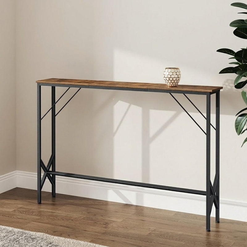 Console étroite avec station de charge rapide, canapé industriel avec prises de courant, brun rustique