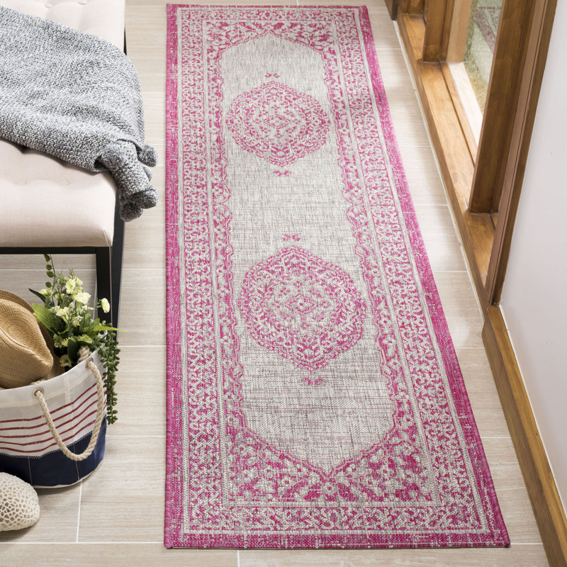 Amedee Performance Oriental Indoor/Outdoor Area Rug, Runner 2'3" x 8'
