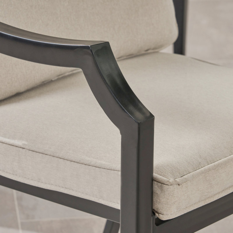 Chaise de salle à manger