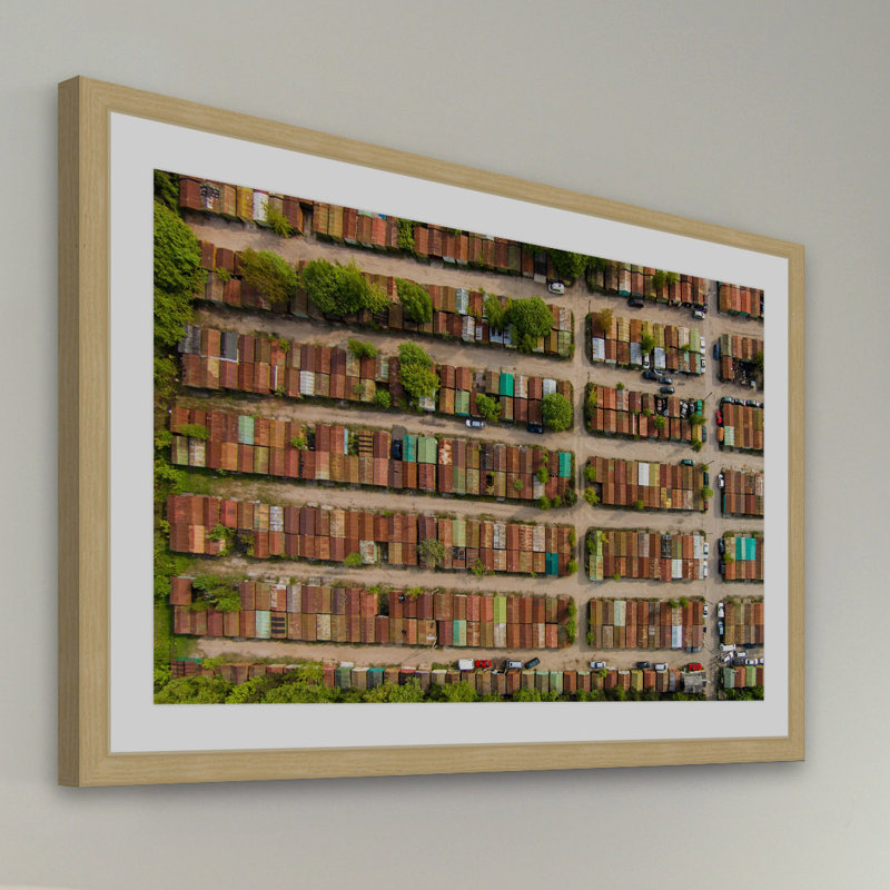« boxcars » par karolis janulis, reproduction de photo encadrée, H 12 po x l 18 po x P 1,5 po