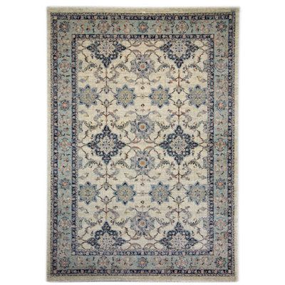 Yazan Indoor Rug