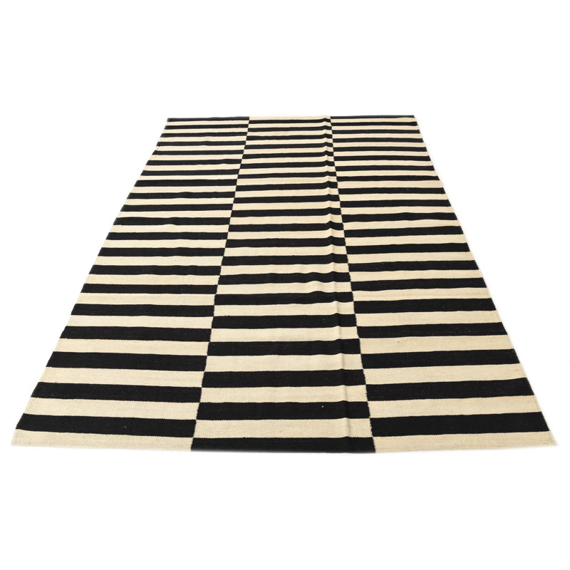 Tapis noir et blanc 5x8 Ponce