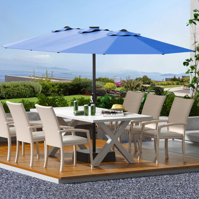 Parasol de patio rectangulaire à double face de 15 pieds avec base - Auvent en polyester imperméable et résistant aux rayons UV - Structure en acier allié robuste, manivelle et inclinaison - Grand parasol d'extérieur