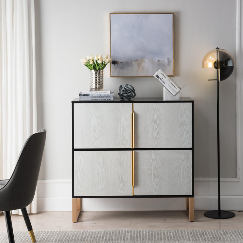 Armoire de rangement à quatre portes, armoire de buffet de 42 po avec poignées à base en métal, armoire à café avec 4 portes pour la cuisine, la salle à manger et le salon