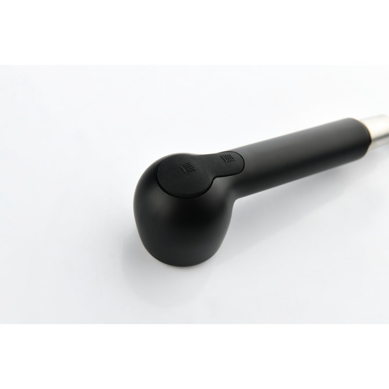 Robinet de cuisine noir mat avec bec rétractable à poignée simple 360 °. Corrosion et traitement antirouille pour la fonction. Contrôlez facilement la température de l'eau à l'aide d'une poignée. Acier inoxydable