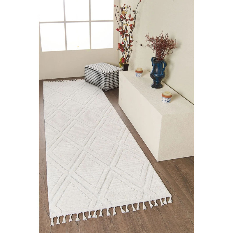 Luxurious Cream Carpet, 3.3 x 4.9 Feet | 100% Polypropylene, 1.8 lbs/sq ft, 0.7 in Pile Height | Machine Woven, Non-Slip Dot Underside, Antibacterial | Perfect for Living Room & Bedroom Decor, Easy to Clean