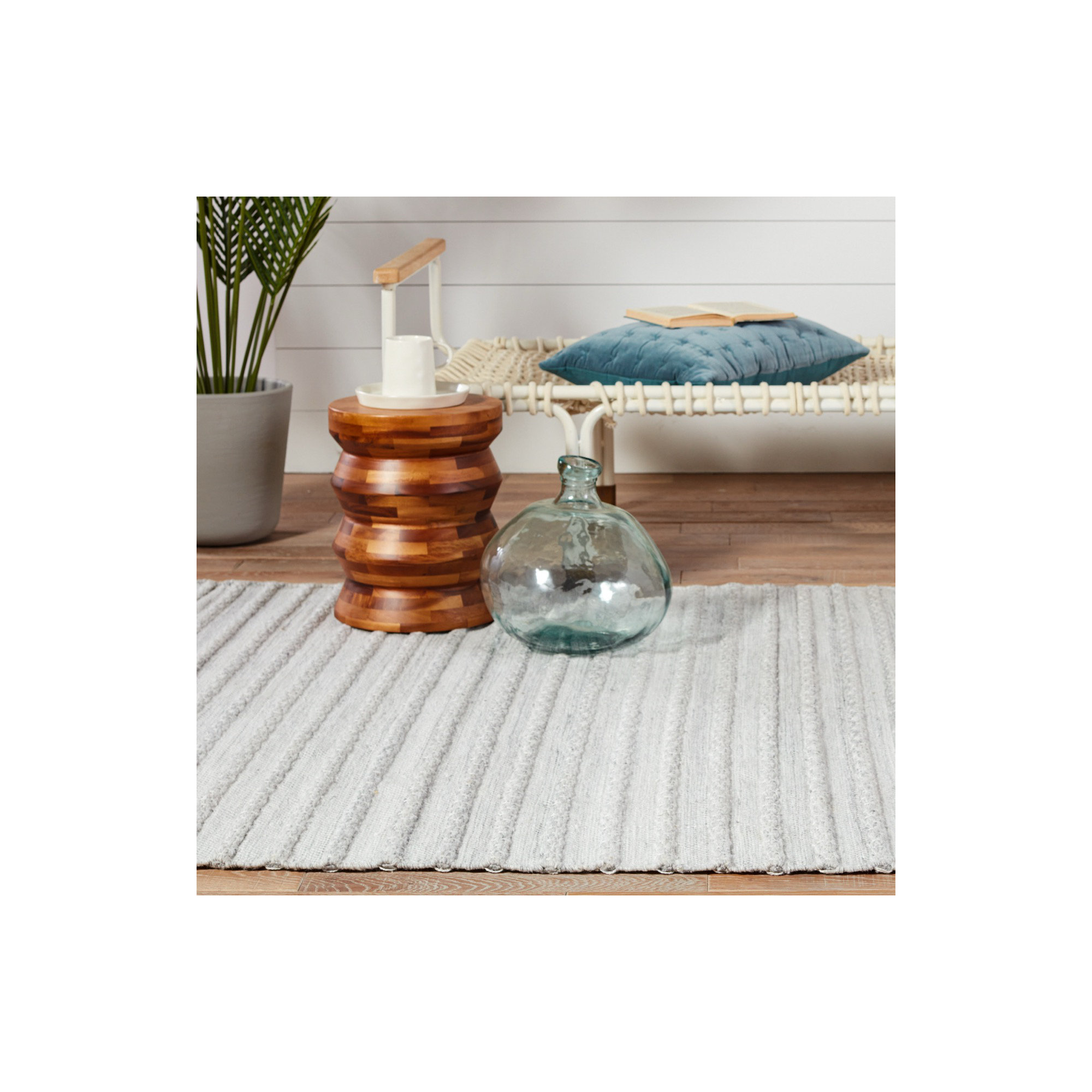 Graham Handmade Recycled P.E.T Neutral Gray/Glacier/Gardenia Indoor/Outdoor Rug, Rectangle 4' x 6'