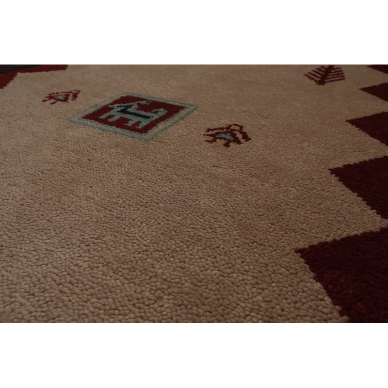 Tapis de zone en laine noué la gabbeh beige 4 pi x 6 po one-of-kind main Southwestern