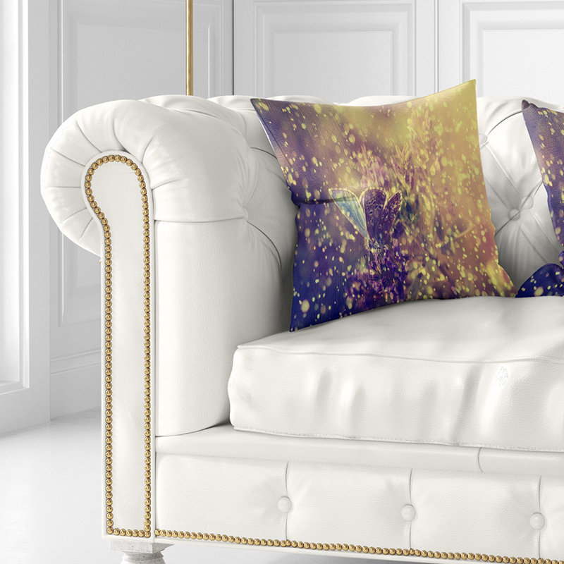 Papillon bleu et fleurs mauves - coussin à imprimé floral, 16 po x 1 po, Coussin décoratif