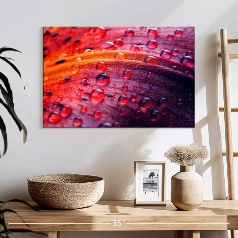 Harnek Lily Flower Droplets, 16" H x 24" W