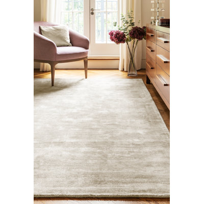 Doris Plain Silky Putty/Cream Rug