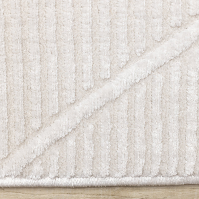 Tapis blanc à rayures fines Amabilia, Rectangle 5 pi 3 po x 7 pi 7 po