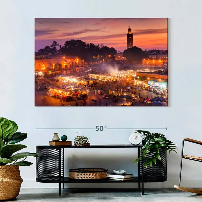 Nicci Jemaa El-Fnaa, 34" H x 51" W