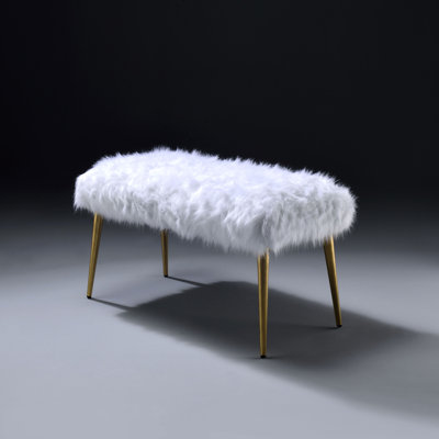 Chic White And Gold Bench With Soft Faux Fur Seat For Bedroom Decoration Modern A Comfortable