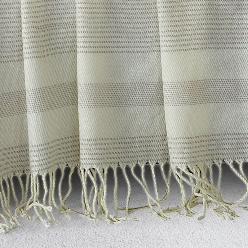 Jeté Mcmurtry, Blanc / Gris
