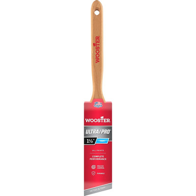 Wooster 4174 1-1/2" Ultra/Pro Firm Angle Sash Paint Brush-1PK
