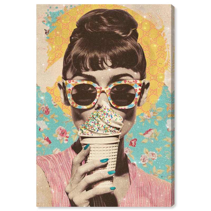 Art glacé sur toile «Ice Cream Star» par Art Remedy, Toile tendue, H 15 po x l 10 po