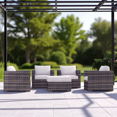 Ensemble de chaises de patio avec coussins et repose-pieds entièrement assemblés (5 pièces)