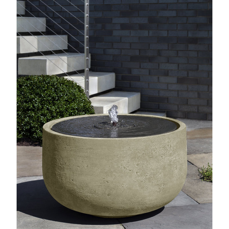 Echo Fountain, Verde