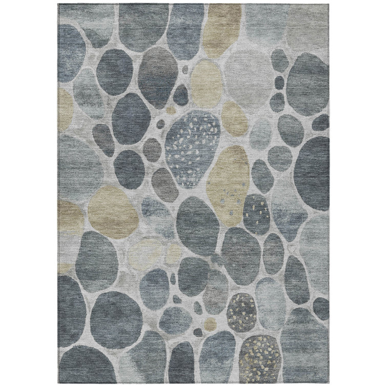Machine Washable Indoor/Outdoor Xhevrie Pewter Rug