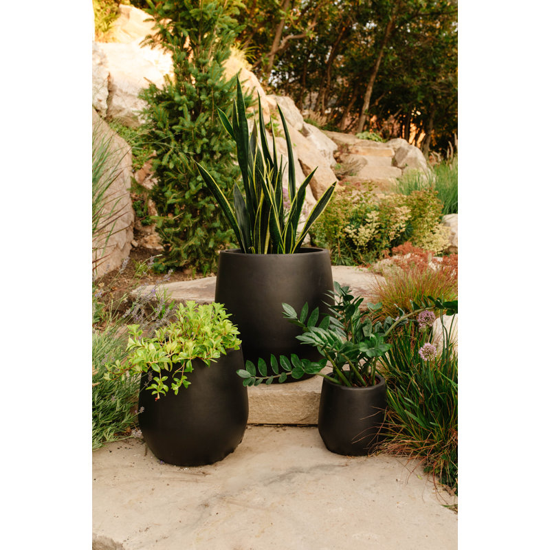 Serene Planter Pot, 17.5" H x 17.5" W x 17.5" D, Black