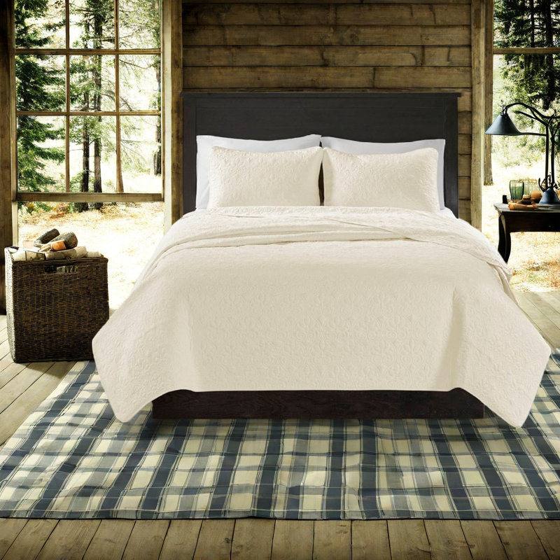 Durable Reversible Quilt Set, Cotton Material, Cottage Style For Home Bedding Sets