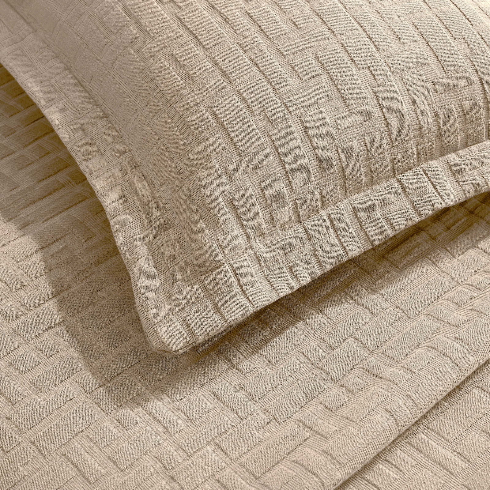 Geometric Matelasse Bedspread Set, California King Bedspread + 2 King Shams, Beige