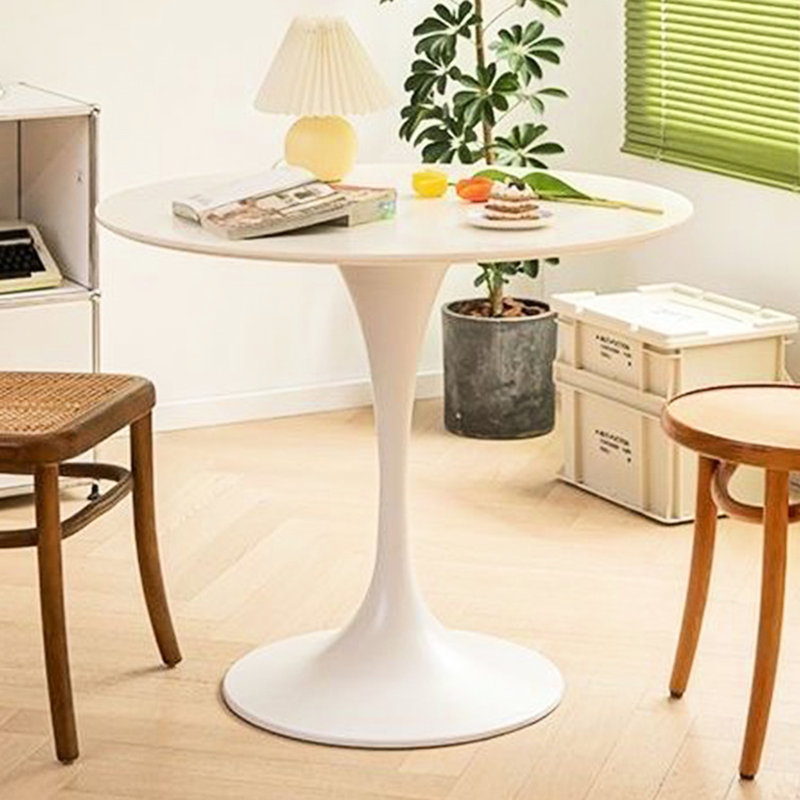 Table basse blanche de style Mid-Century et table de fabrication élégante en acier avec base solide
