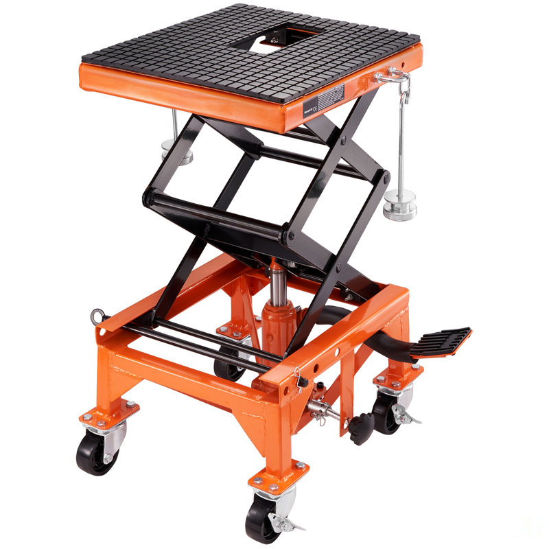Table élévatrice hydraulique pour motocyclette, vérin à ciseaux pour motocyclette d'une capacité de 350 lb avec plateforme large, crochets en J, 4 roues, vérin hydraulique à pédale pour vélo tout terrain