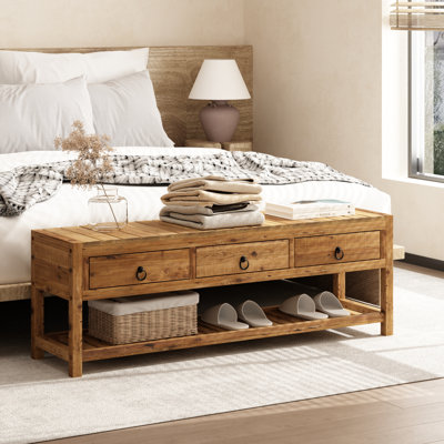Banc de rangement en bois massif récupéré avec tablettes de rangement