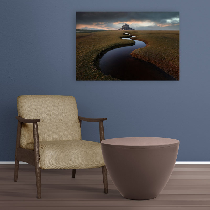 Impression d'art mural représentant un paysage architectural abstrait spectaculaire du mont Saint-Michel, 24" H x 36" W