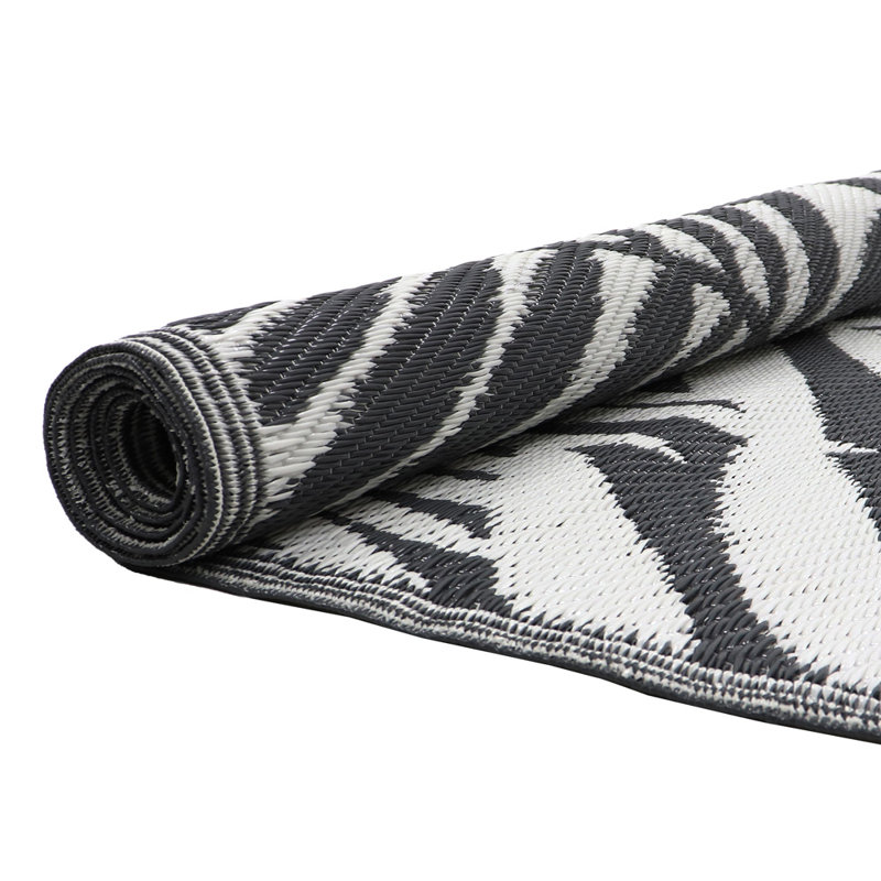 Geometric Indoor / Outdoor Area Rug, Rectangle 133 x 190cm