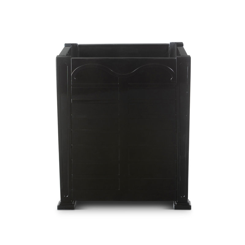 Bay Lake Garden Small Planter, Jet Black