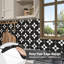 7,87 po X 7,87 po Carrelage mural en vinyle à peler et coller, carrelage mural pour la cuisine et la salle de bain, noir (paquet de 10)
