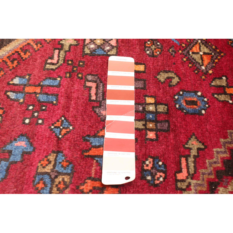 Tapis rouge Anadol 4 pi 8 po x 7 pi 9 po