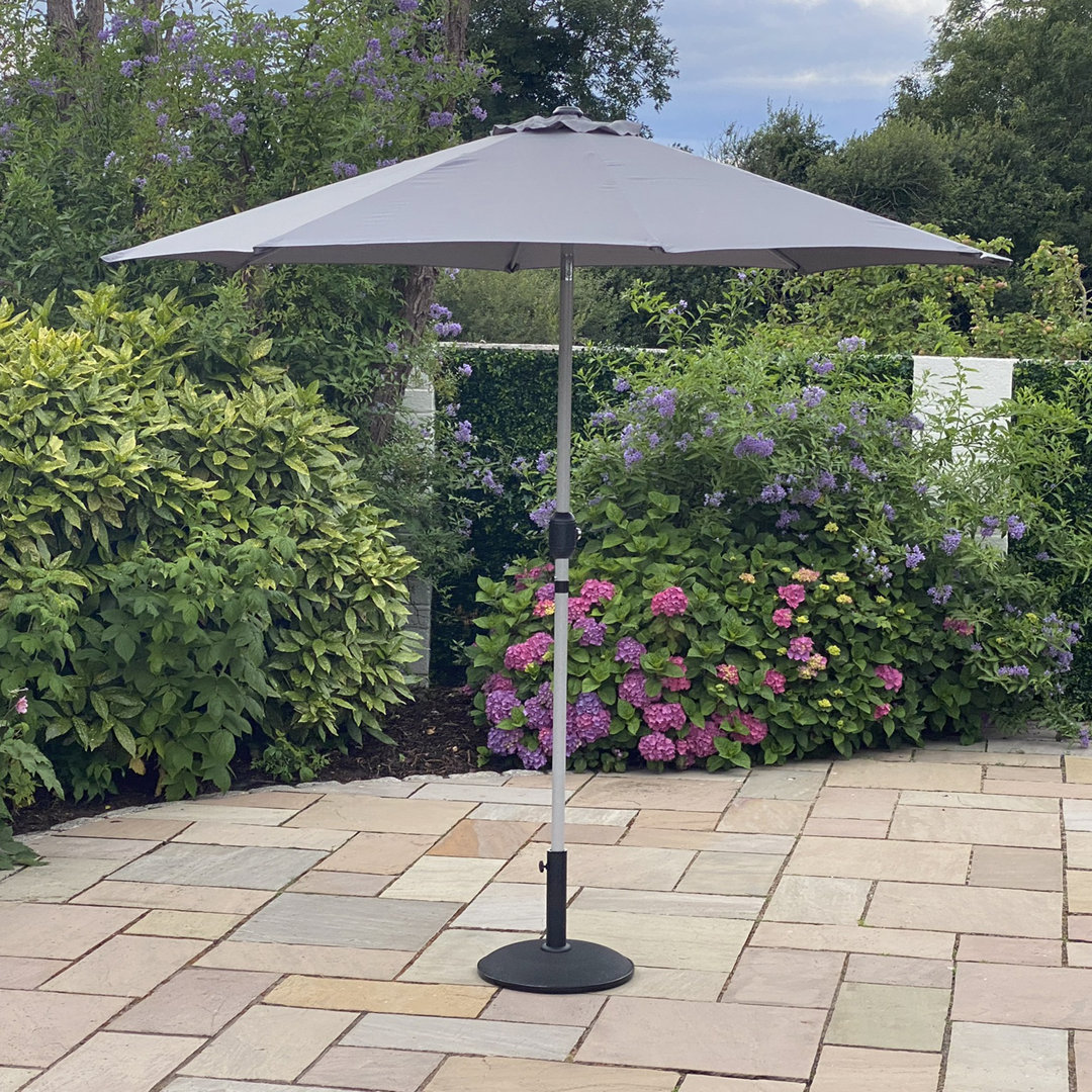 Aricca 2.7m Cantilever Parasol