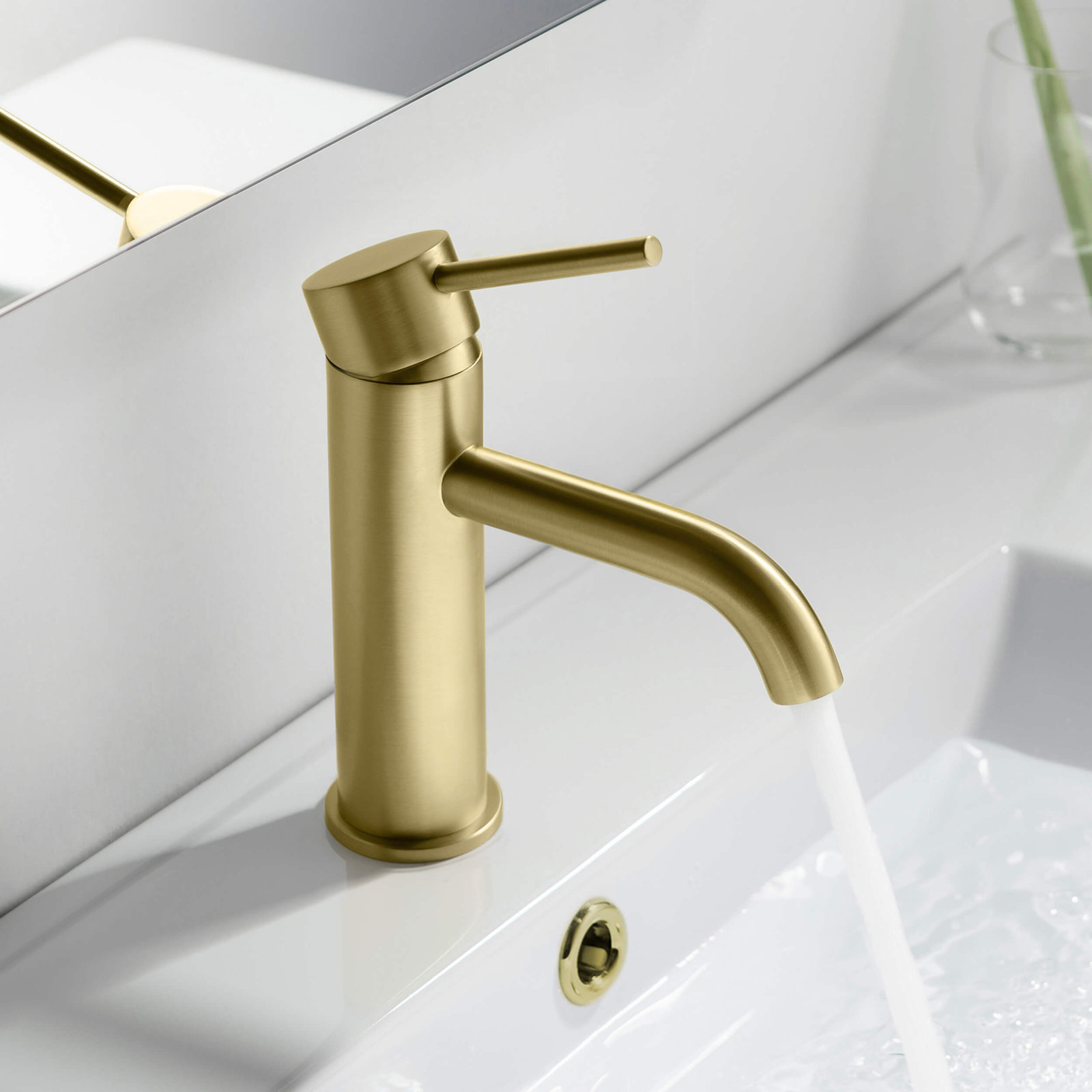 Single-Handle Bathroom Faucet with Pop-Up Drain, Brushed Gold
