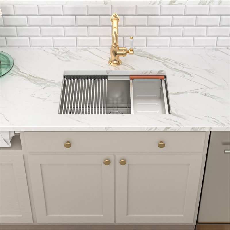 Évier de cuisine à simple cuve encastrable en acier inoxydable avec grille d'évier, grille, passoire, planche à découper et support à roulettes L 30 po x l 18 po