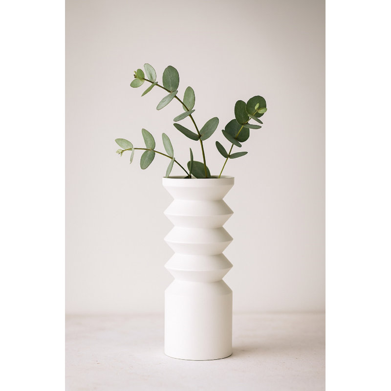Vase en fer blanc Lg, H 10 po x l 4 po x P 4 po