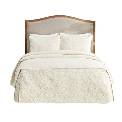Cream King Bedspread 3 Piece . Split Corner Pleated. Microfiber. Fill. . Machine Washable Captivating Bedding King. Easy Care For Bedroom