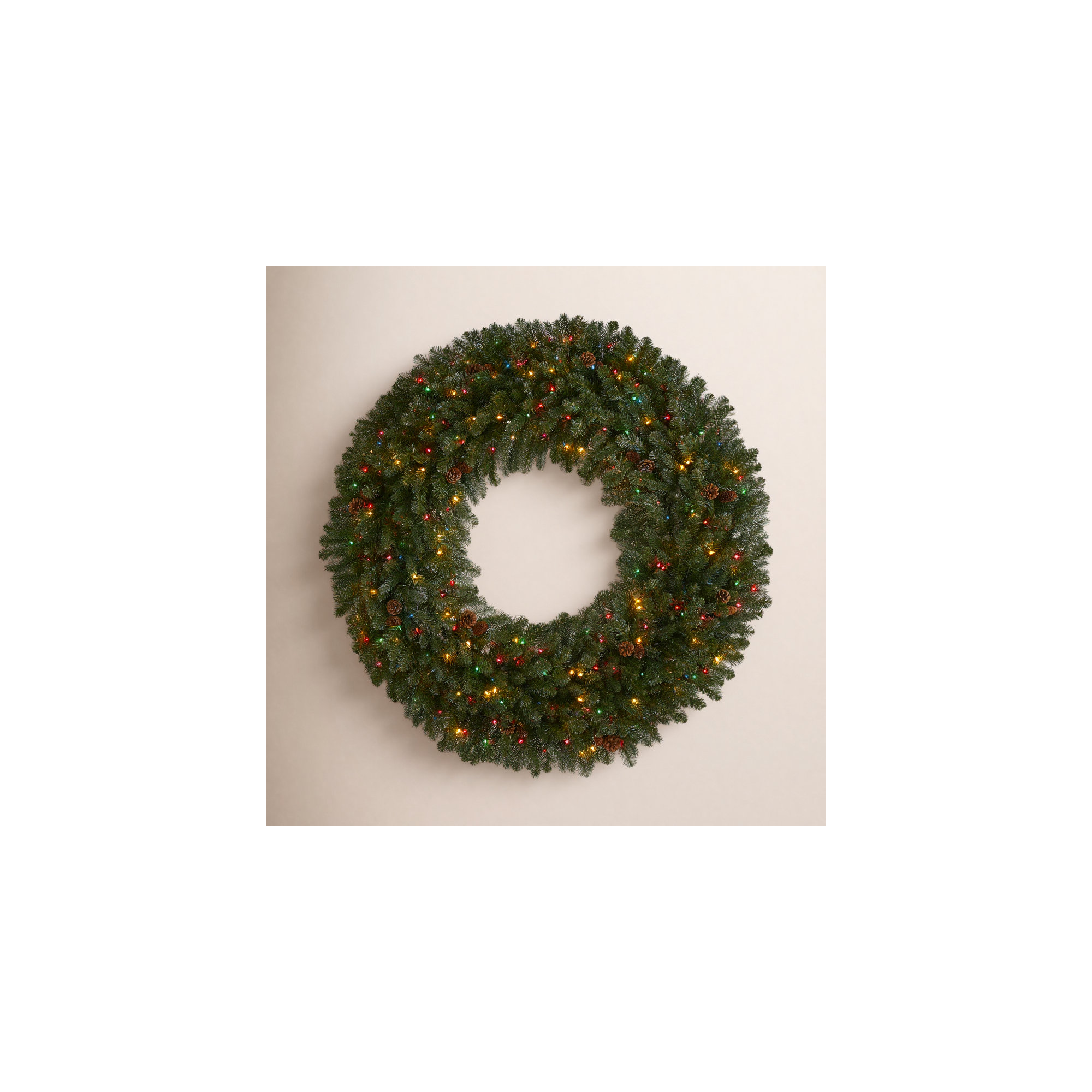 60'' Lighted Wreath, Dark Green