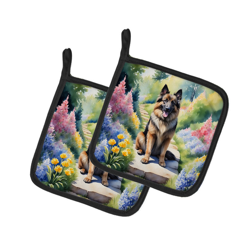Caroline's Treasures Floral Polyester Potholder Set