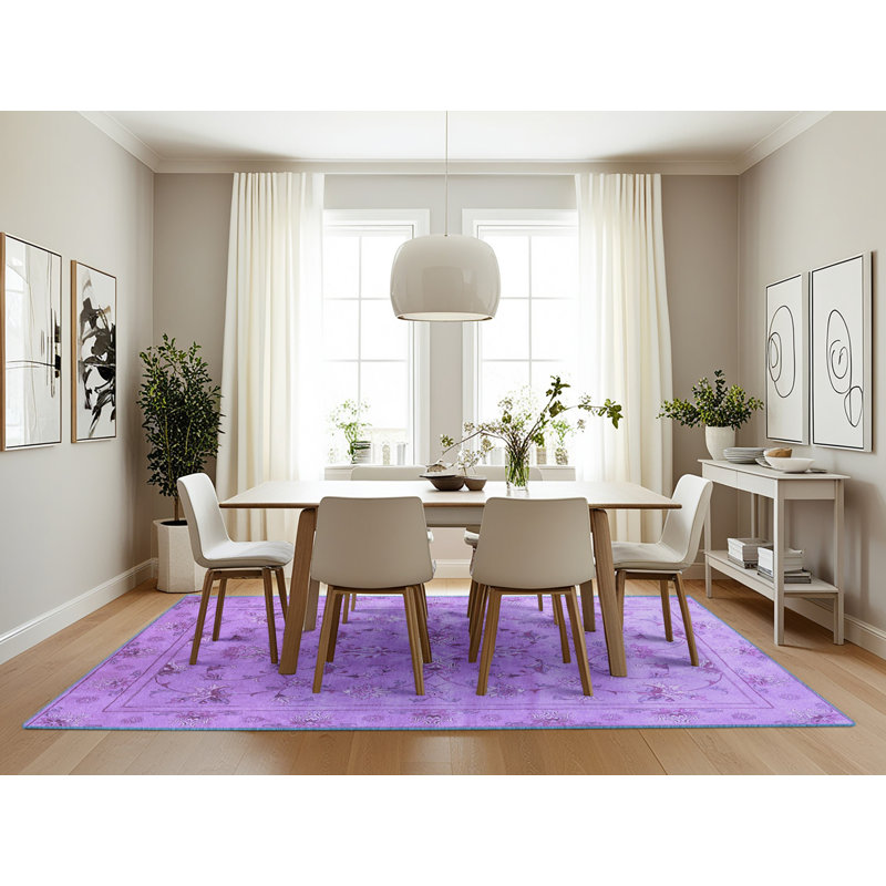 Ilhaan Oriental Indoor Rug, Rectangle 7' x 10'