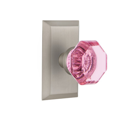 Plaque Studio avec bouton de porte rose Waldorf