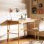 Bureau d'ordinateur simple et moderne Modern