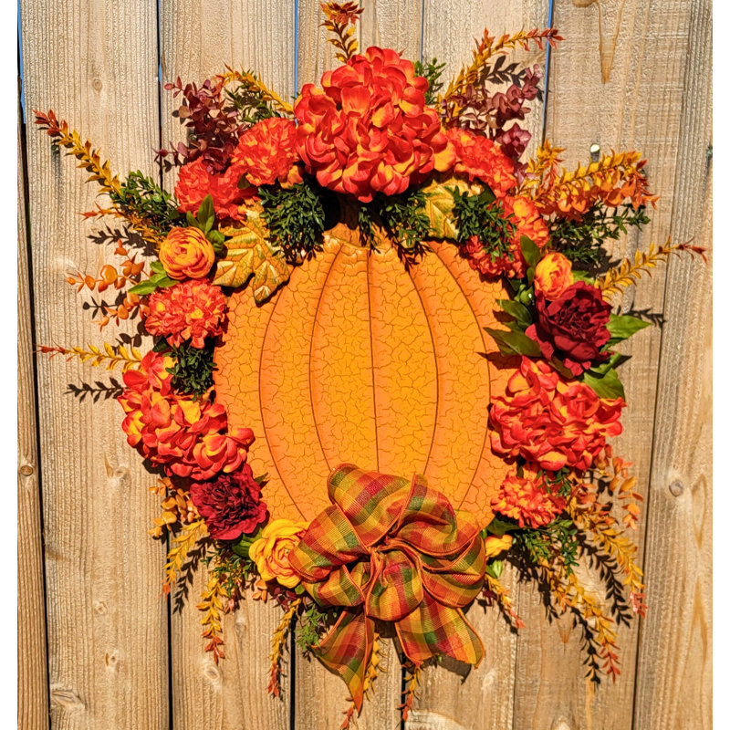 Couronne de faux assortiment 28 po