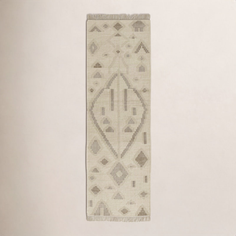 Bristol Geometric Area Rug in Beige/Brown, Runner 2'3" X 8'
