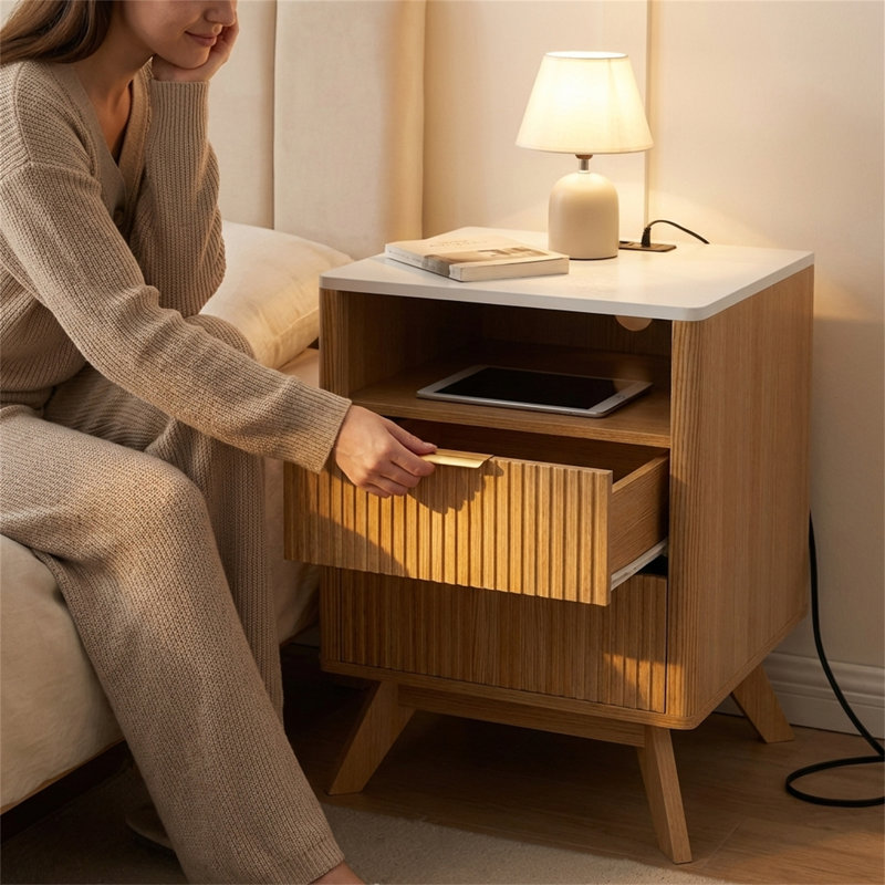 Table de chevet cannelée moderne avec station de charge, Brun